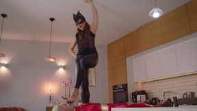 Cat Woman Olena And Harley Quinn - Shiny Leggins And Bright Tights On Table - Full - Russian Language - HD 1920x1080