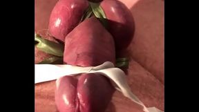 Ich spiele mit dem Schwanz, bis ich abspritze