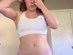 Amateur Outdoor Brunette Masturbates