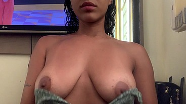 Mis pechos naturales en tu cara - Nati Camargo