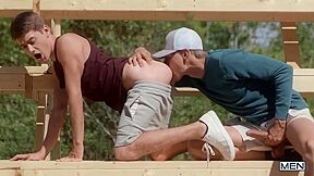 Naughty Twinks Have Raw Sex Outdoors