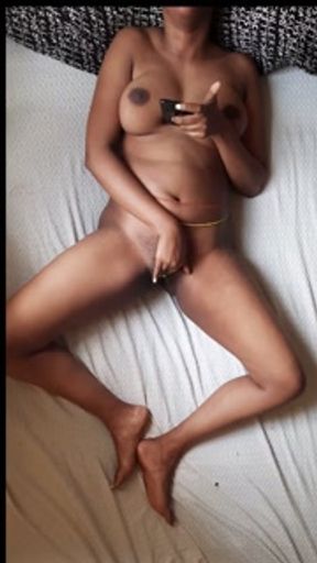 Clit Rubbing with Loud Moaning Orgasm