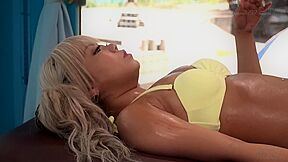 240517ビーチで水着女子とセクセクb2