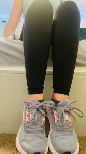 Post work out smelly feet JOI 🦶🏼💦