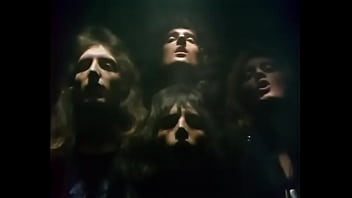 Queen - Bohemian Rhapsody (Official Video Remastered)