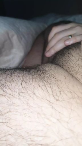 Step mom can&#039;t resist on step son big erection and handjob him