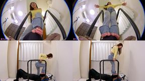 Mai Arisu - Trampling the face of a man who loves soles with her Bare Feet - MOV 1080p