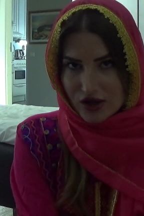 Amateur Arab Wife Takes BBC for the First Time in Front of Her Cuckold Husband