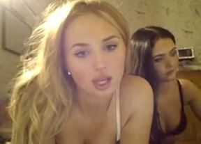 Phenomenally gorgeous Russian webcam models love chatting