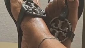 [Foot Tease] 1sunnirae IG Live with @worshipsolz on x