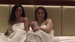 Amateur lesbians get down and dirty in the bath