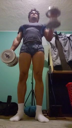 Twink works out and then jerks off
