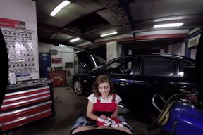 TmwVRnet.com - Tera Link - Car Mechanic Hooking Up for Naughty&#x1F608; Rides