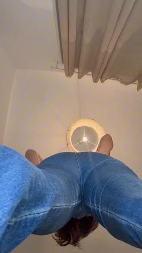Giantess Daisy in Tight Blue Jeans, Pocket Crushing & Crotch Grinding 😈