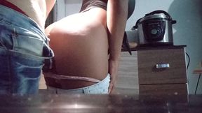 ela me seduz so pra me montar e pegar todo o leite