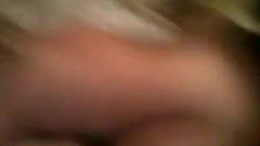 Casada de Brasília dando a buceta e o cú pro mulato23cmrj na frente do corno manso...