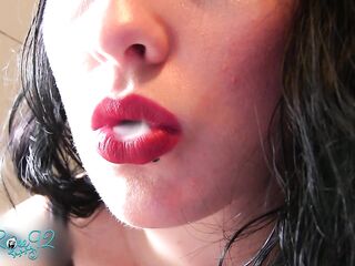 Matte Red Lipstick Smokin'