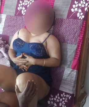 Hot Desi Boudi Big Juicy Tits Bouncing Rough Creampie Sex