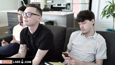 Tattooed twink with nerdy glasses spitroasted by his classroom mates