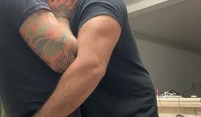 55_bear_fucking_other_muscle_bitch