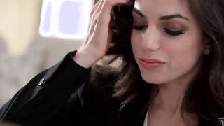 Darcie Dolce has come over to tutor Sydney Cole, but she can't believe how beauty