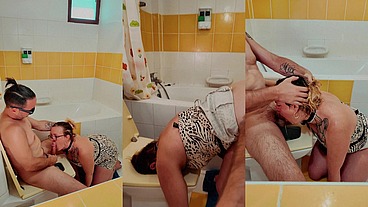 baiser dans une salle de bain digne des année 80