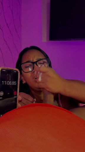 10 Minutes to Make You Cum: a Stepmom Challenge