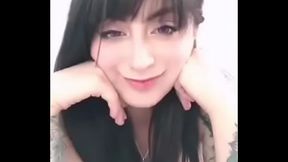 hermosa masturbandose