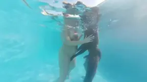 Amateur babe gets fucked hard by big black BBC in the swimming pool