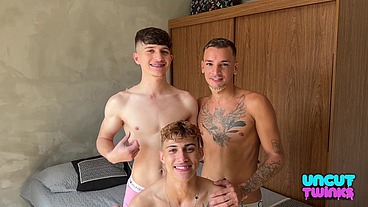 novinho branquinho fode o cuzinho virgem do amigo depois do fubetel