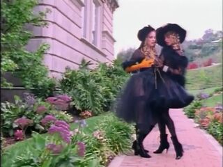 A Hawt Lesbo Fantasy