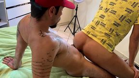 marcos goiano em foda bareback com dotadao. o cara da academia veio me passar uns treinos e acabou fodendo o meu rabo ate gozar dentro. sexo gay brasileiro