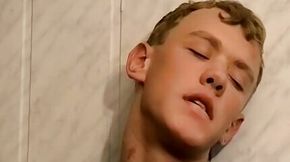 Blond chainsmoker cumming after vigorous wanking