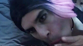 Shemale Oscarina Grandeas takes facial