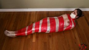 Kat Snow vs. Her Festive Wrap | 2160p