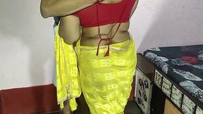 Munna pounds step-mom's ass in saree before party!