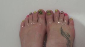 Toes, toe nails and foot fetish!!!