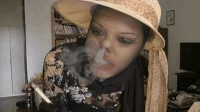 Delicious smoking encasement ! (MOBILE VERSION WMV)