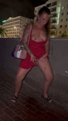 Piss On The Street😈💦