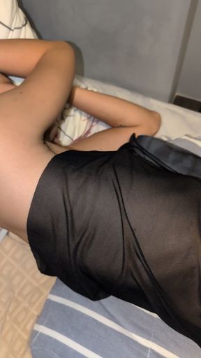 Amateur GF shows off her homemade pussy