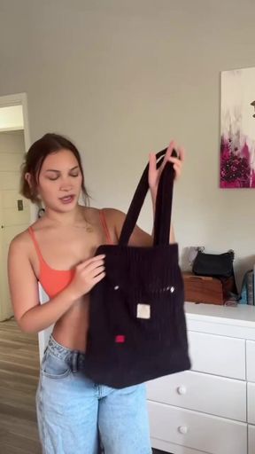 Halia Beamer grwm for the beach