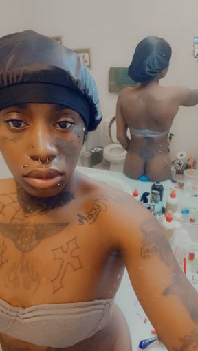 Tranny playing dildo and more