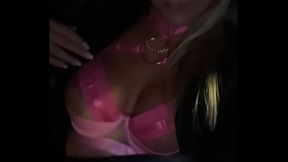 Bonne soir&eacute_e en tenue tr&egrave_s sexy rose