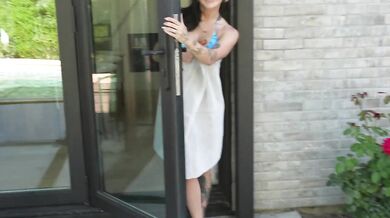 My horny boss made me fuck her raw for peeping on her - Jakknife x Effycutie