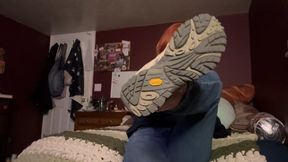 Peeling off my work shoes after a long 12 hour day 🥵