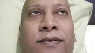 Melancap, handjob, webcam – Filem jarak dekat POV perempuan murahan gay Amerika matang sedang melancap