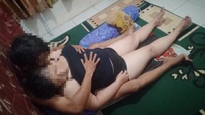 (part 1) Horny Chubby Stepmother Wants to Be Fucked