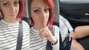 je me doigte dans la voiture