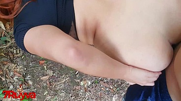 Fudendo escondido no parque