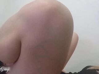 Groaning Whilst This chab Is Licking My Vagina ???? - Miley Grey